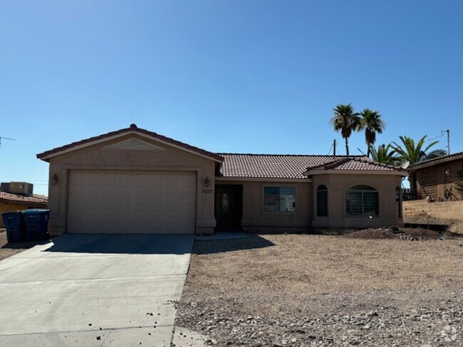 Building Photo - 3 Bedroom - 2 Bath Home