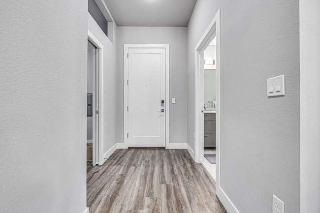 Photo - 6618 E Lowry Blvd