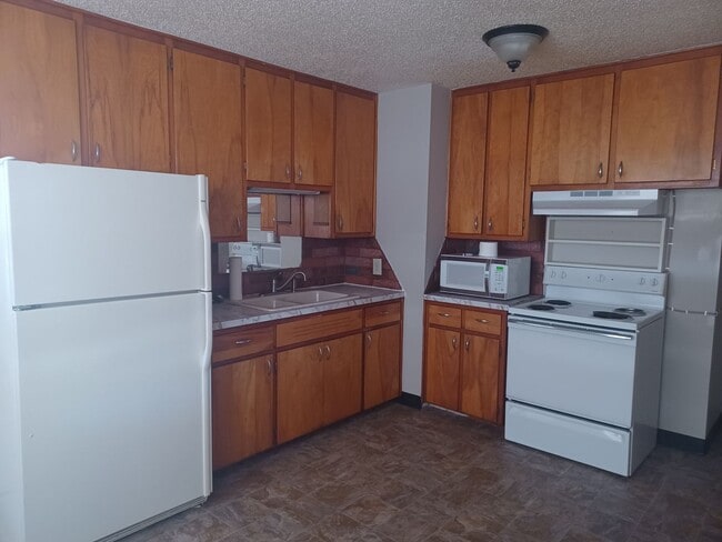 Photo - Lovely 3 bedroom / 1 bath home on Northwest side