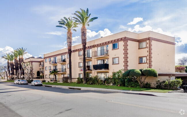 Las Golondrinas Apartments - Las Golondrinas Apartments