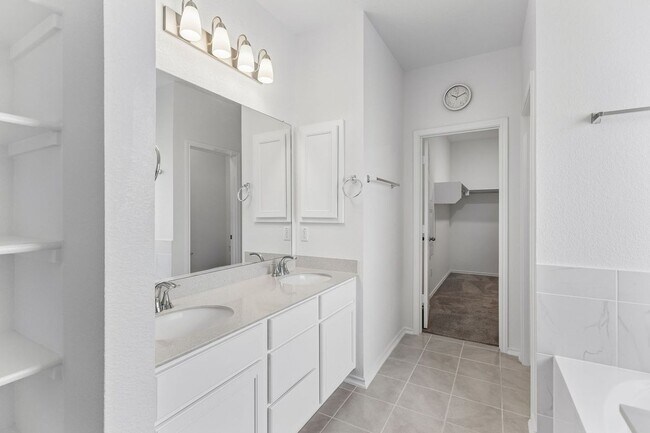 Photo - 4481 Acerno St