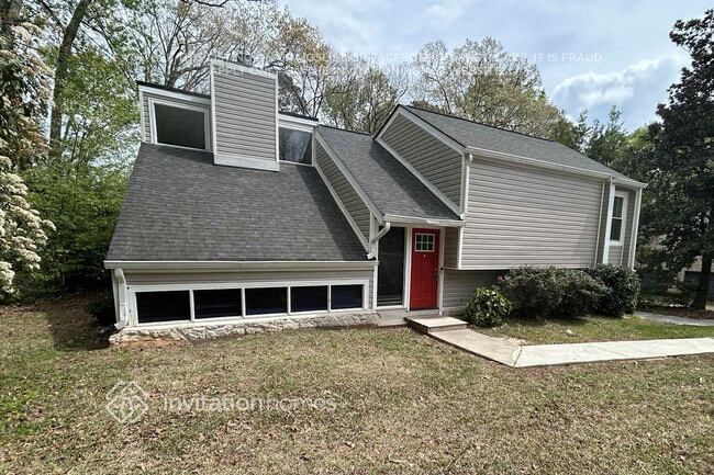 Photo - 3166 Robindale Rd