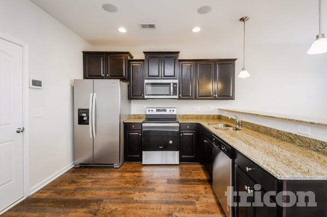 Photo - 926 Dawsons Park Wy