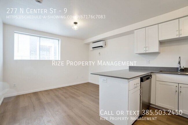 Photo - Where Excellence and Convenience Meet. 2 m... Unidad 9