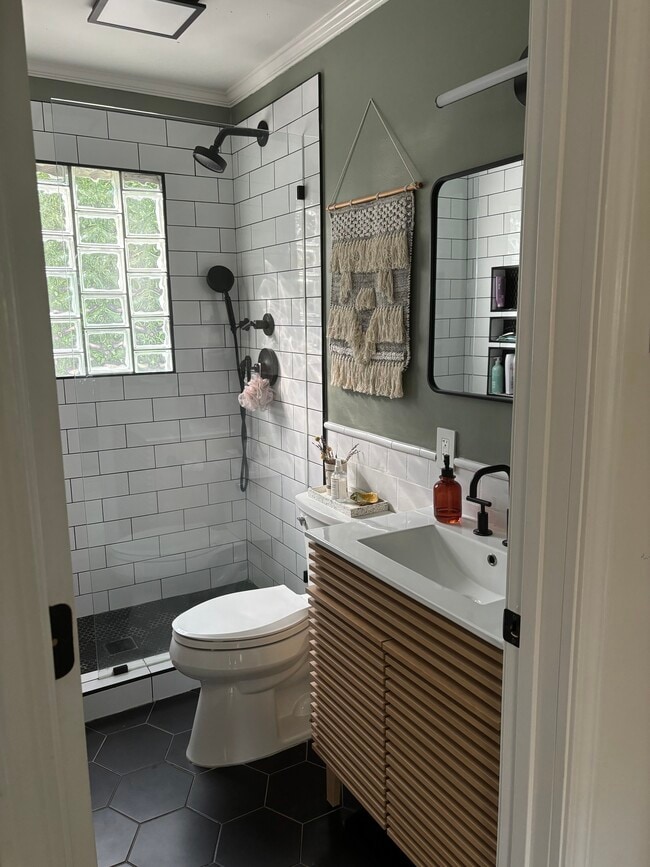 Photo - 1038 Ralph Rd NE