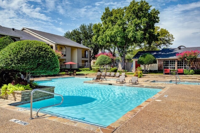 Villas at Waterchase Apartments