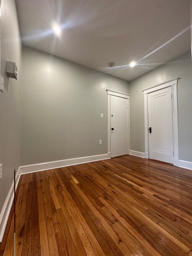 Photo - 73 Park Dr