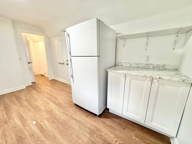 Photo - 218 St John St Unit 218