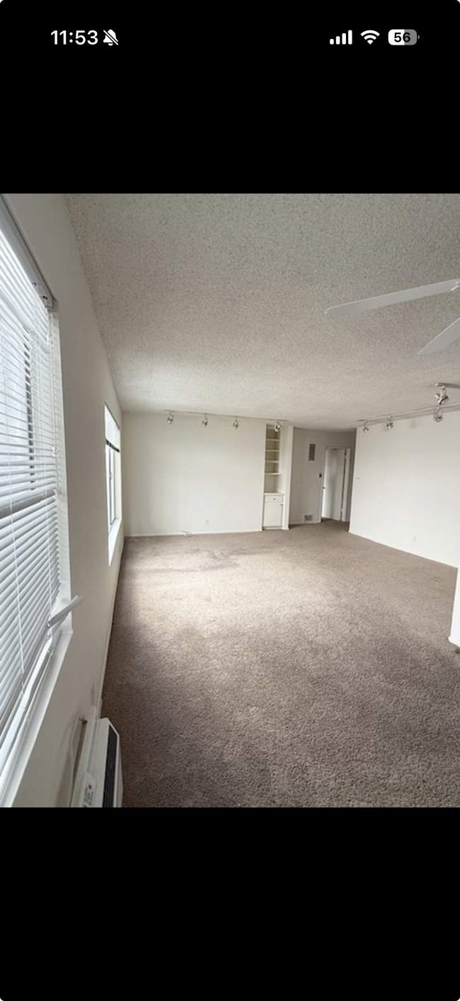 Photo - 1319 Wellesley Ave Unit 104