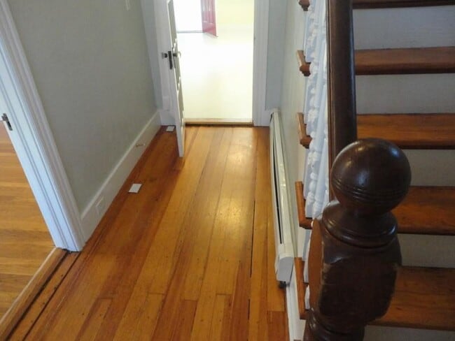 Photo - 39 E Bowery St