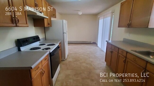 Photo - 6604 S Madison St