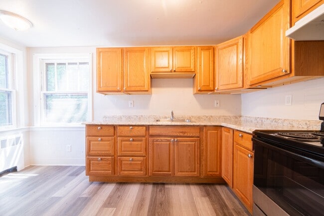 105 Atlantic St Unit B2