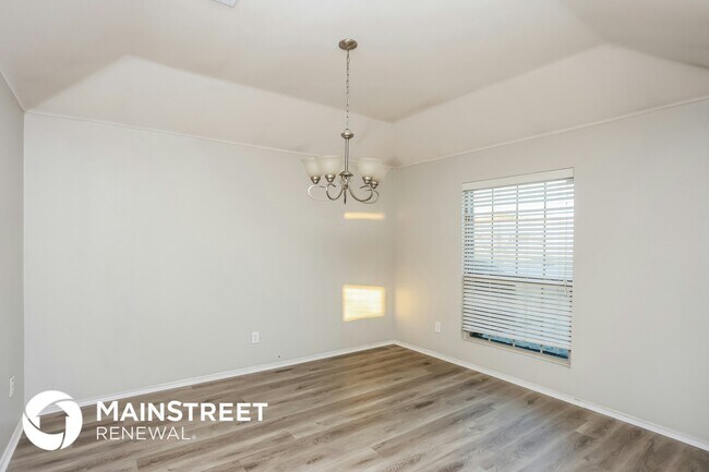 Photo - 1805 Katrina Ln