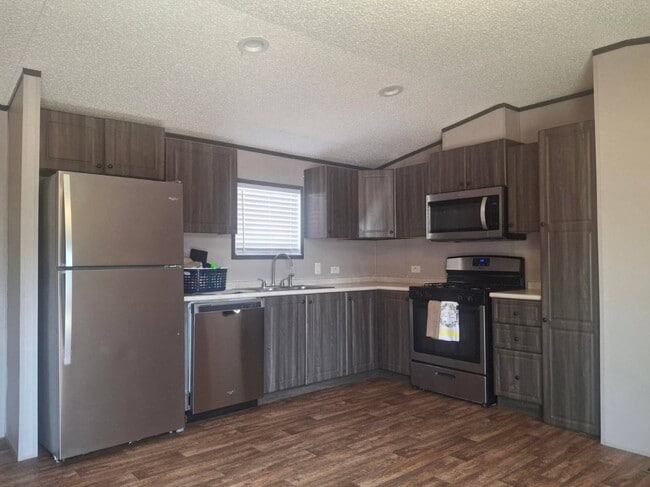 Photo - 4100 N Romero Rd