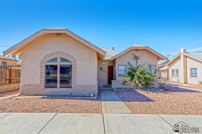 Photo - 244 S 3rd Ave