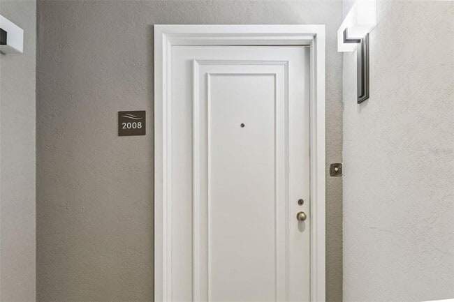 Photo - 1 Beach Dr SE Unit 2008