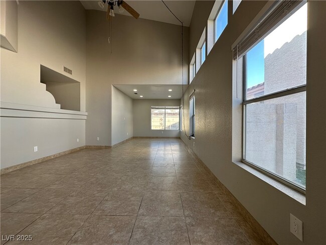 Photo - 6987 Wineberry Dr