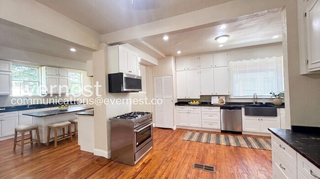 Photo - 128 E Summit Ave