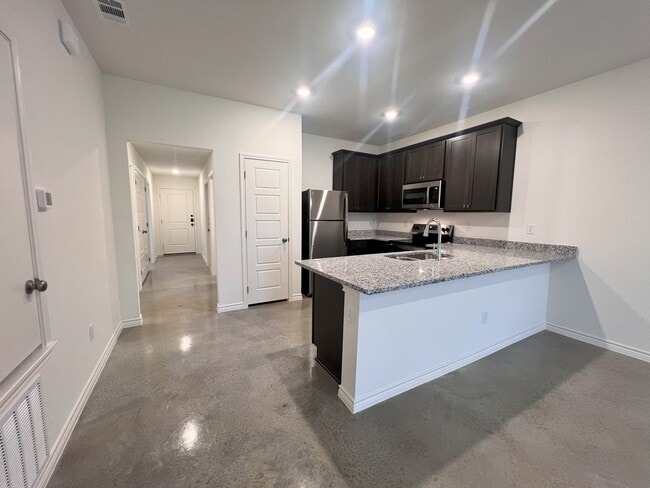 Photo - 1239 Concord Dr Unit A