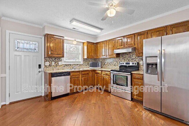 Photo - 1102 Palmerton Dr