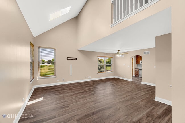 Photo - 532 Heritage Dr