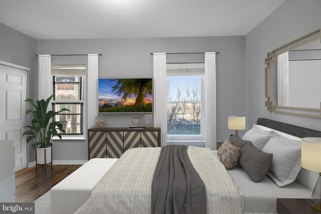 Photo - 1830 Green St Unit 3F