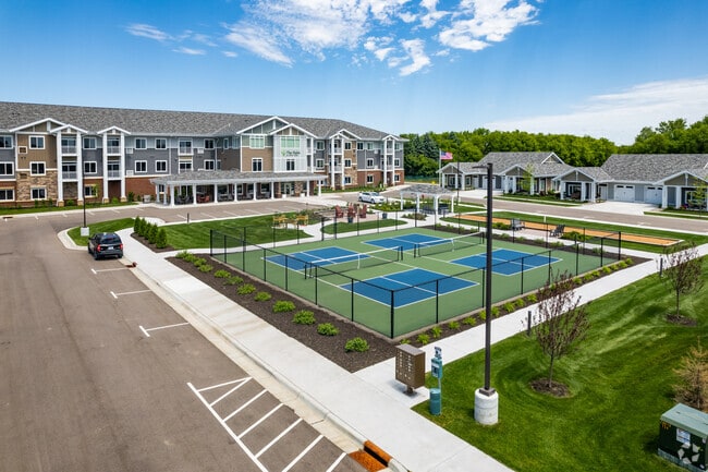 Outdoor Amenities - The Fields at Arbor Glen 55+