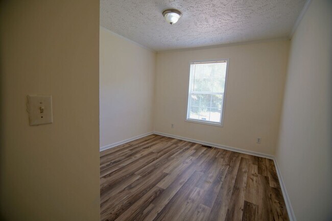 Photo - Private home on large lot!