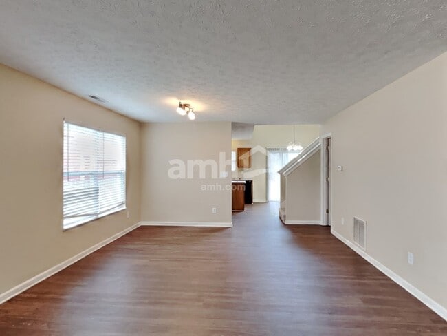 1947 Acorn Ct
