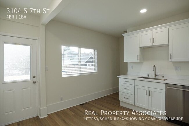 Photo - 3104 S 7th St