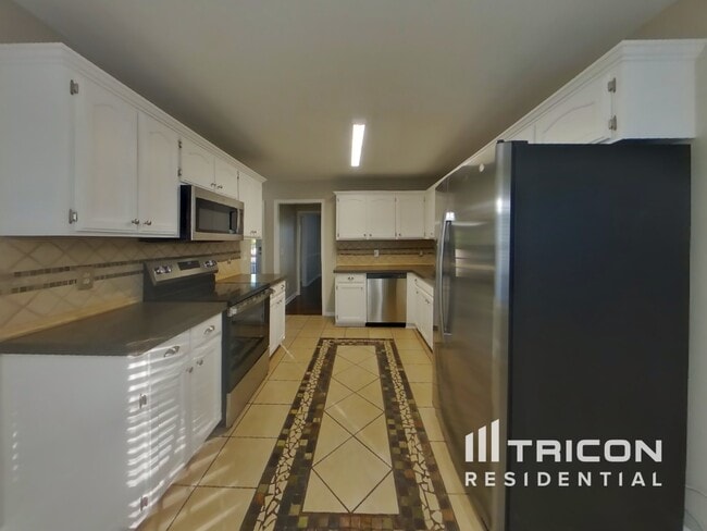 Photo - 1012 Blue Ridge Pkwy