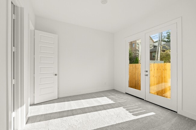 Photo - 1309 Rosewood St