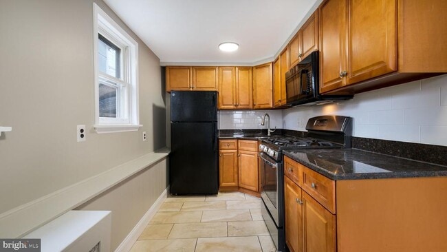 Photo - 257 Krams Ave