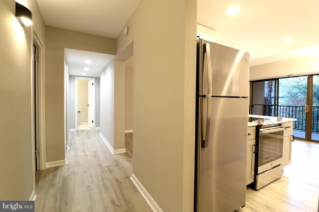 Photo - 2249 Castle Rock Square Unit 11C
