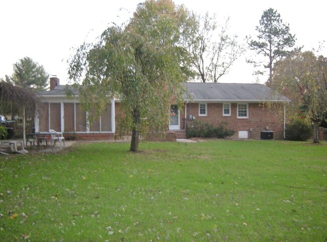 Photo - Brick Ranch in Hanover off Atlee Rd.