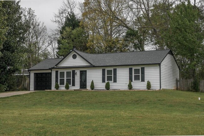 Photo - 356 Meadow Trace Dr