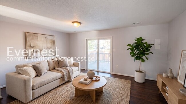 Photo - 3 Bed/1.5 Bath Townhome with Fenced Yard / Available Soon!
