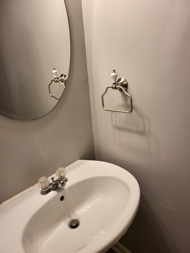 Half Bath - 2758 Valley Green Dr