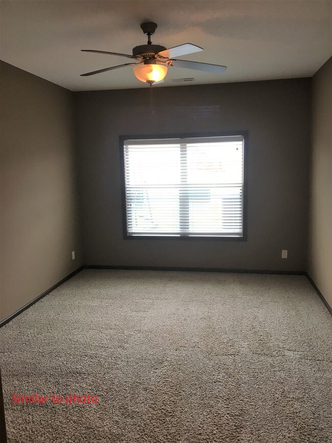 1211 NE Windsor Dr Apartments For Rent in Ankeny, IA