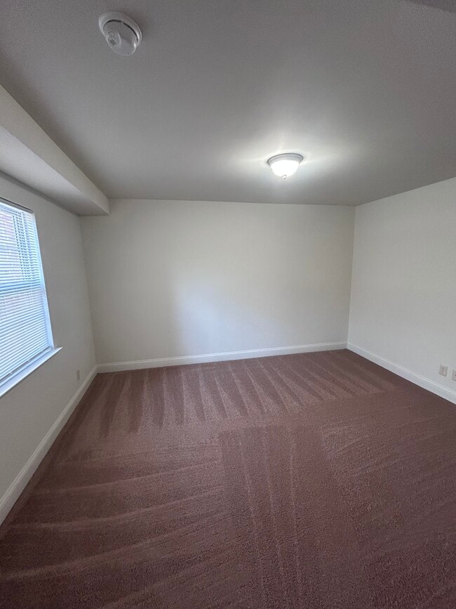 1 Bd Bedroom