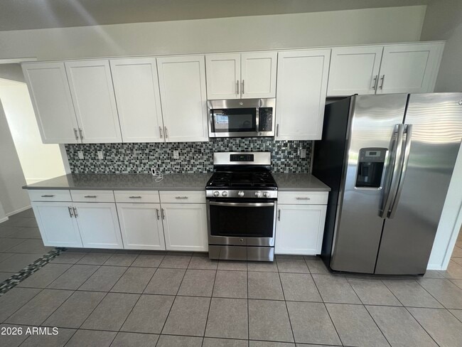 Photo - 739 N 156th Ln