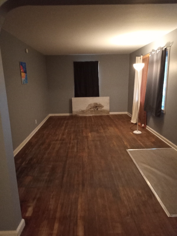 Photo - 385 Saxton St