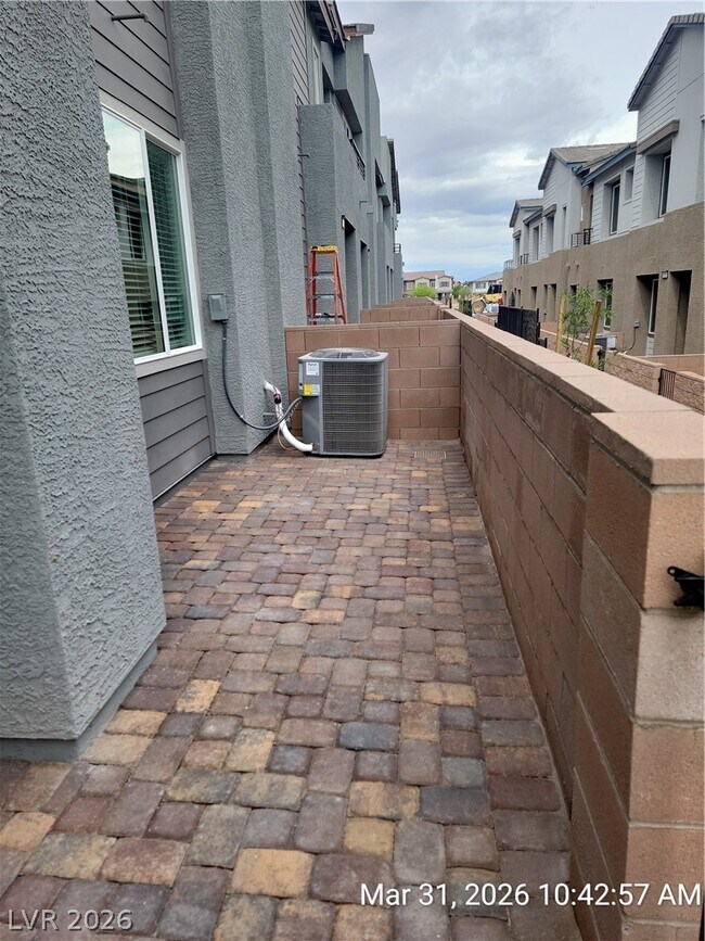 Photo - 1524 Maya Xing Ave