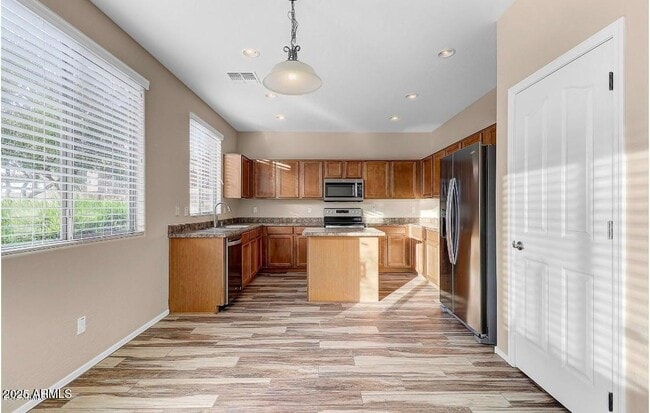 Photo - 9043 W Fullam St