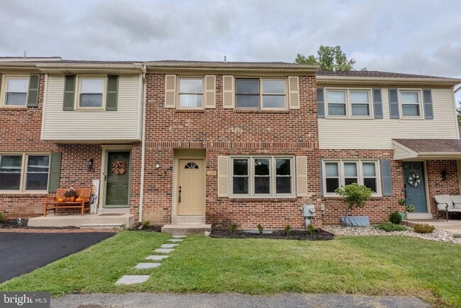 221 Sulky Way