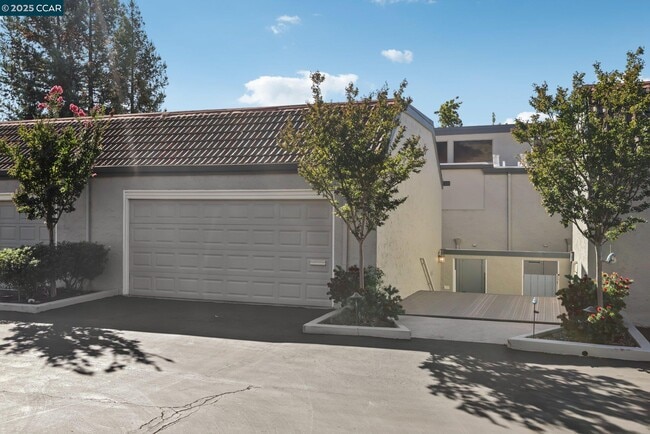 Photo - 1035 Alta Mesa Dr