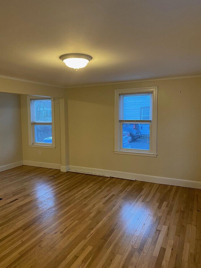 Photo - 28 Linden Ave Unit 1