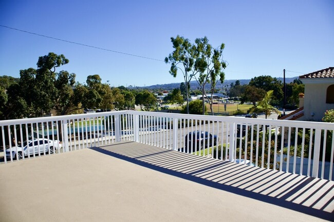 Photo - 719 S Juanita Ave
