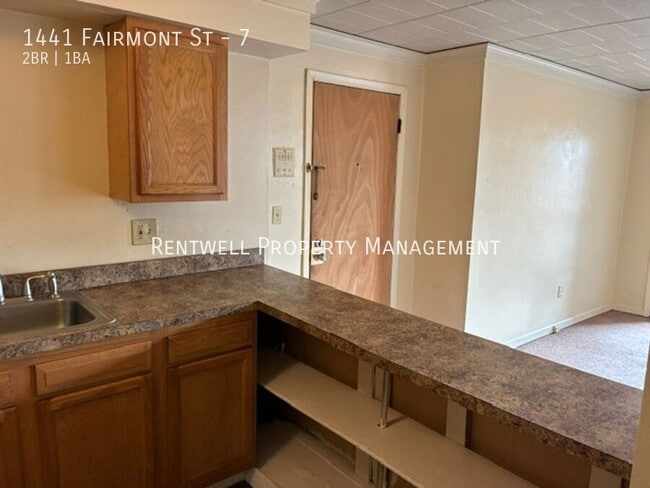 Photo - 1441 Fairmont St Unit 7