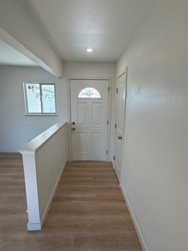 Photo - 3 Bedroom/2 Bathroom Single Story Home In Rohnert Park